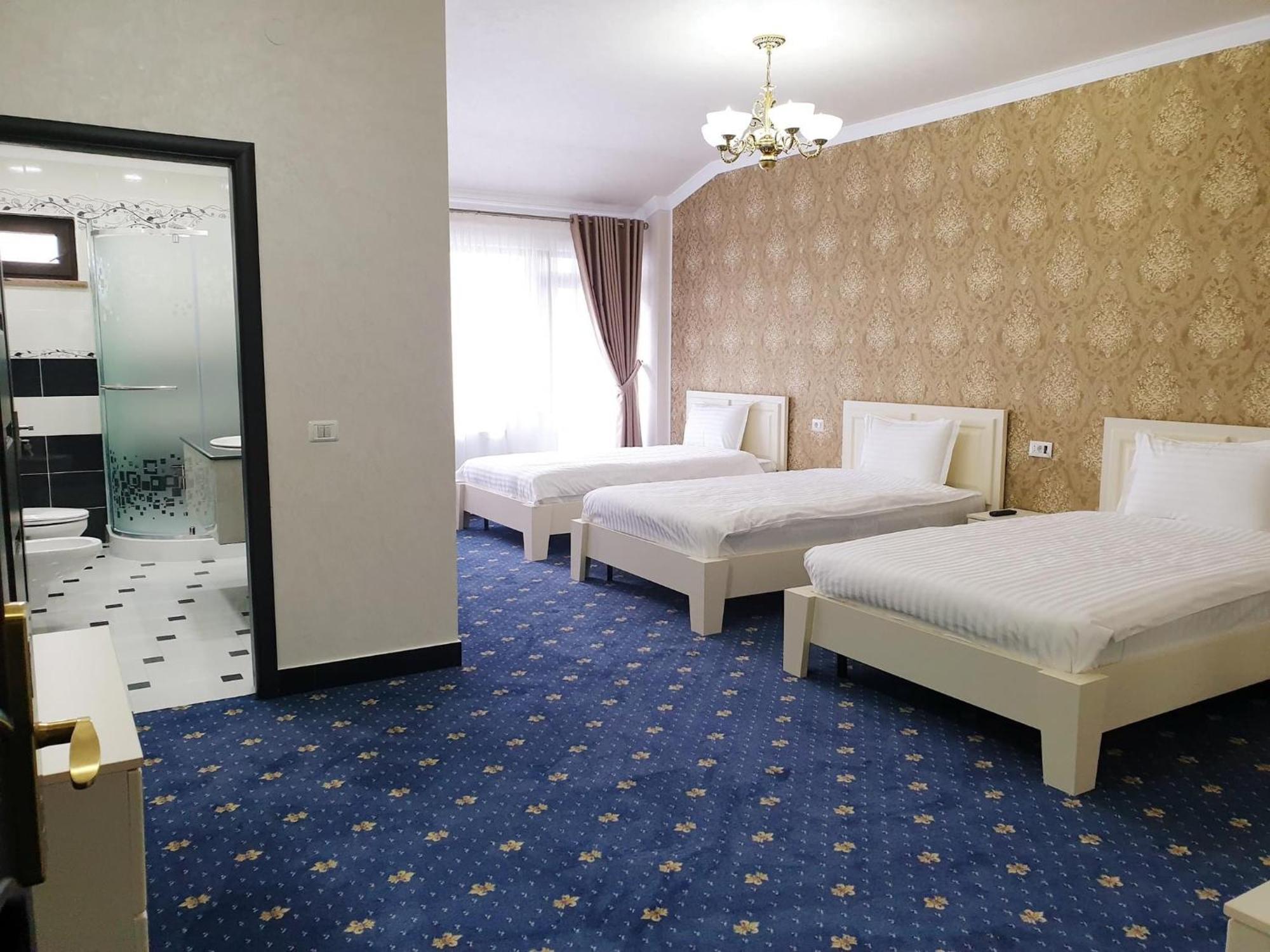 Hotel Bacsoridana Tecuci Exteriör bild
